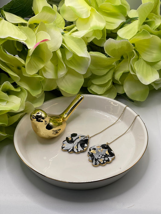 Roxanne Drop Earring - Medium